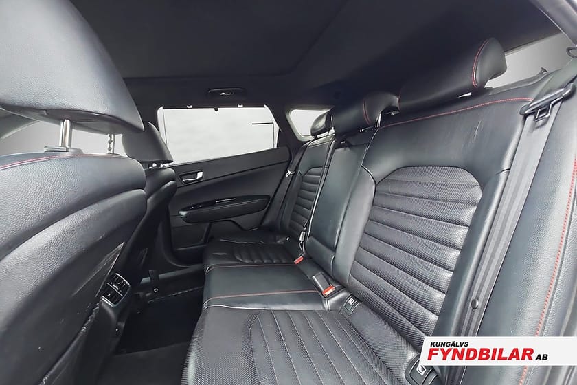 Bild 4 av Kia Optima Sport Wagon SW 1,7 DCT, GT-LINE Drag Pano Skinn
