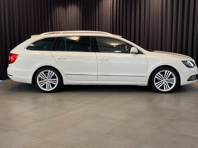 Bild 5 av Škoda Superb Kombi Skoda 2.0 TDI 4x4 Elegance Drag