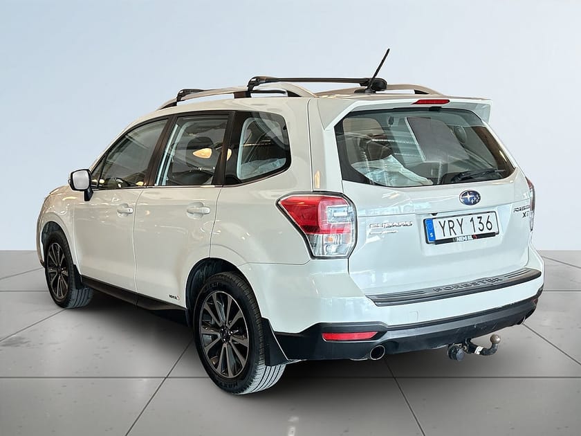 Bild 5 av Subaru Forester 2.0 4WD Aut Ledramp/MoK/Kamera/Drag/SoV/241HK