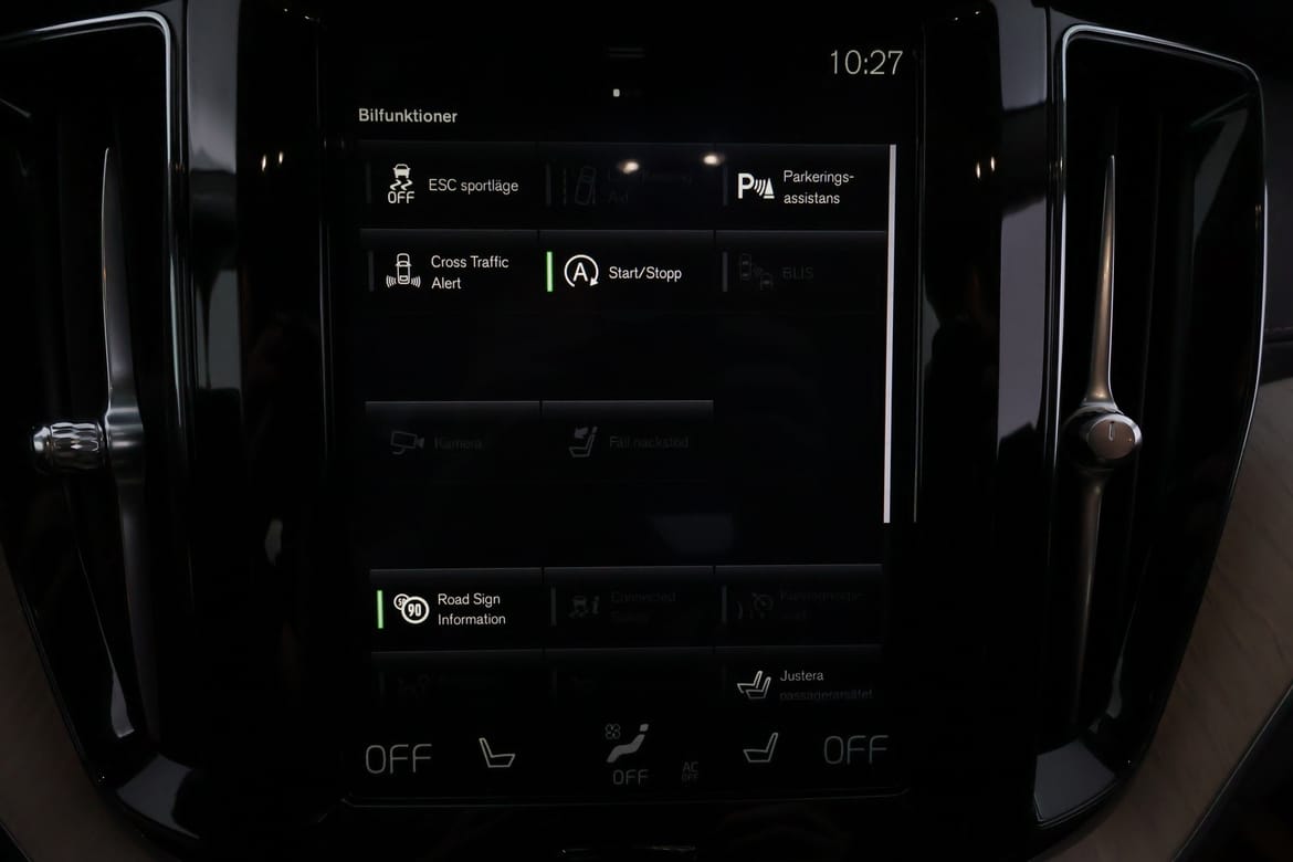 Volvo XC60 2020 - miniatyr 11