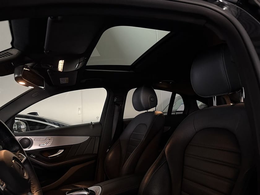 Bild 4 av Mercedes-Benz GLC 220 d Coupé 4MATIC 4M AMG TAKLUCKA DRAG