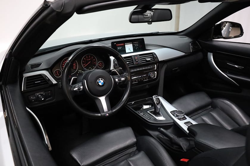 Bild 3 av BMW 420i Cabriolet 420 Convertible | M Sport | HiFi | El-stol