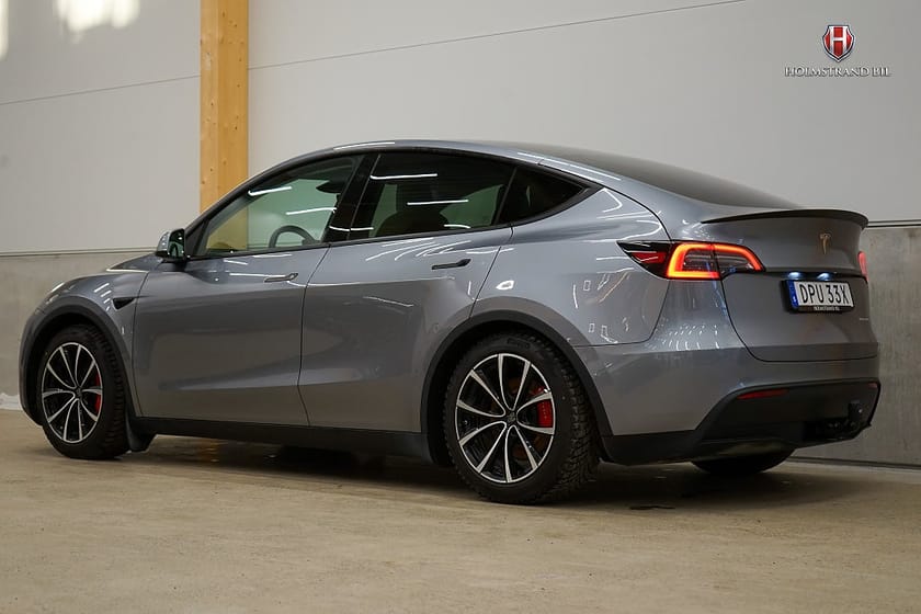 Bild 3 av Tesla Model Y Performance 534hk Drag Värmepump Rattvärme
