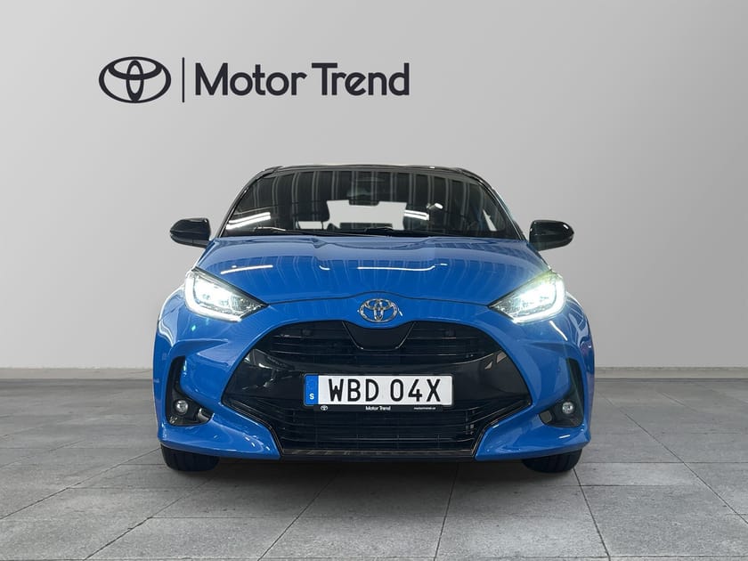 Bild 5 av Toyota Yaris Hybrid 130 1,5 5D PREMIERE EDITION BI-TONE