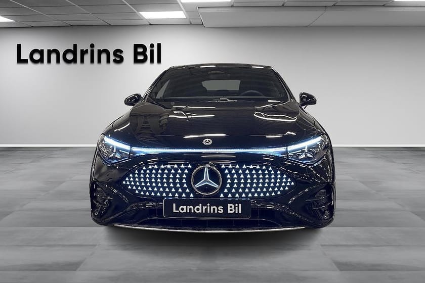 Bild 2 av Mercedes-Benz CLA 350 4MATIC 4MATIC, Advance edition, AMG-line