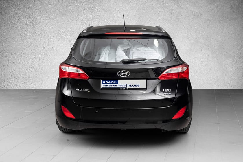 Bilde 4 av Hyundai i30 Kombi 1,6 CRDi 110hk  Eu-Godkjent - 08.04.2026
