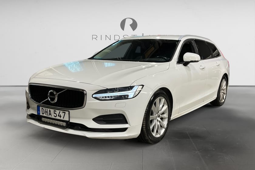Bild 1 av Volvo V90 D3 150 HK AUT AWD MOMENTUM DRAG D-VÄRM VOC KAMREM BYTT