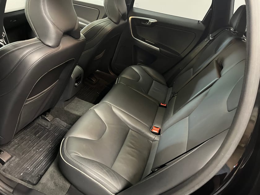 Bild 5 av Volvo XC60 D4 AWD R-Design Business E PRO
