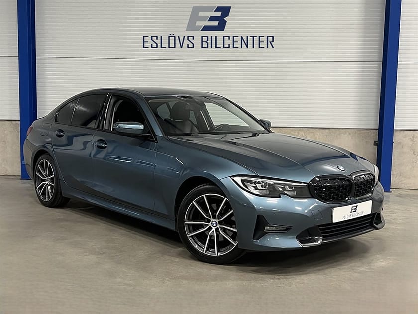 Bild 1 av BMW 320d xDrive Sedan 320 190 HK / Sport line / Drag / Läder / Shadow line