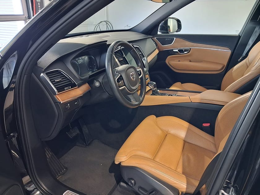 Bild 2 av Volvo XC90 7-seater D5 AWD 7-Sits 235HK Inscription Läder