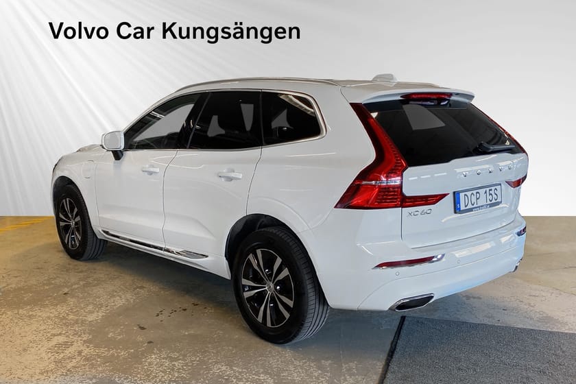 Bild 4 av Volvo XC60 Recharge T6 Inscr Exp PANO DRAG H/K