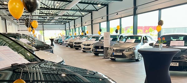 Tävlingar och korv med bröd