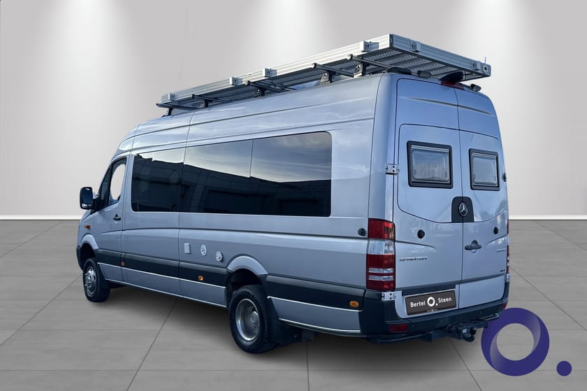 Bilde 3 av Mercedes-Benz Sprinter 519 BlueTEC 4MATIC Varebil 519/43L KA S2, Bobil/Jaktbil, 6 hundebur, Alt utstyr!