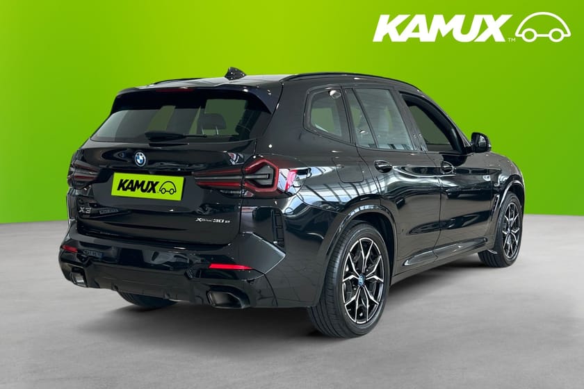 Bild 4 av BMW X3 xDrive30e M-Sport Skinn Drag Moms Navi B-kam 292hk