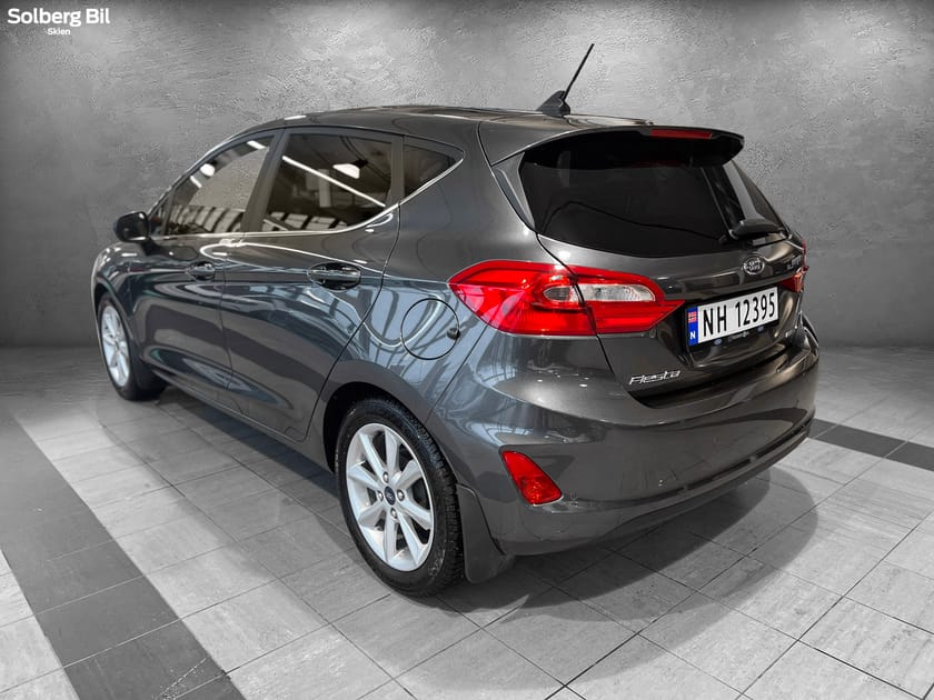 Bilde 5 av Ford Fiesta 5-dørs OPP.RATT/ OPPV.FRONTRUTE/ EU-2027/CRUISE/1 EIER