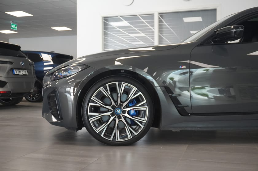 Bild 3 av BMW i4 M50 xDrive Gran Coupé Fully Charged DAP Pano H K 20