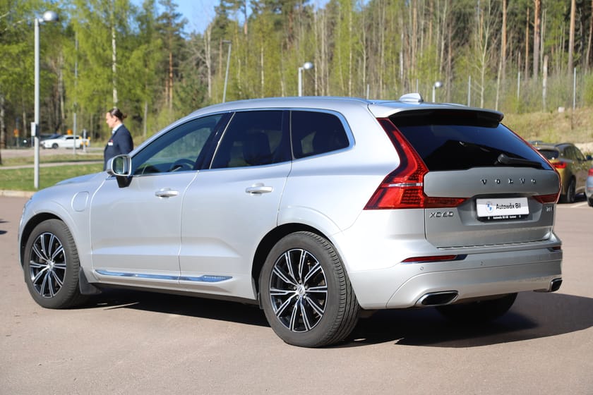 Bild 4 av Volvo XC60 AWD T8 Incription / Panorama / 360 Kamera / HUD / Läder