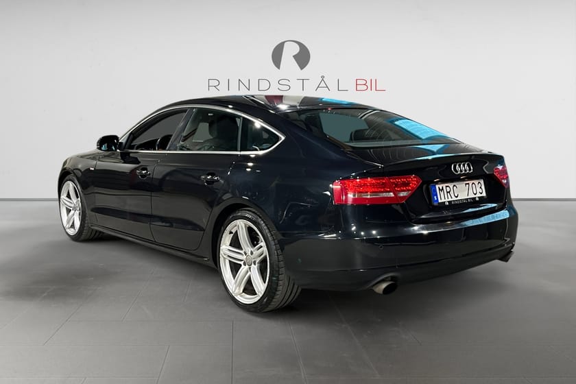 Bild 5 av Audi A5 Sportback SB 180 HK AUT S-LINE PDC DELLÄDER 0.58L/MIL 19"