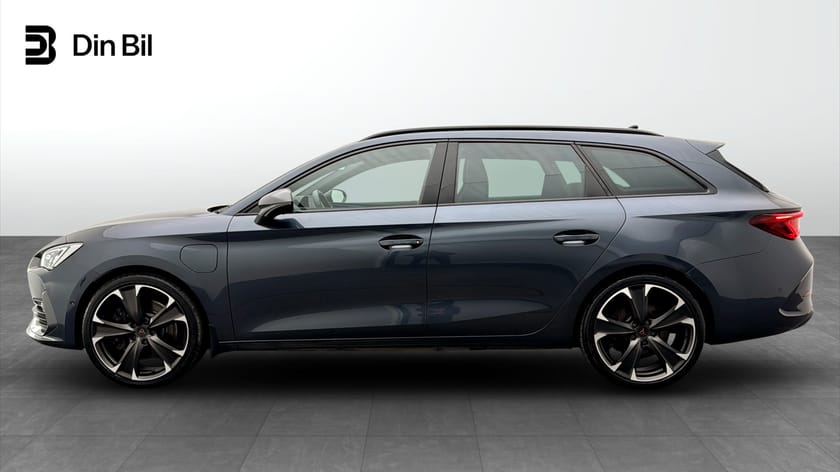 Bild 2 av CUPRA Leon Sportstourer e-Hybrid VZ 1,4 TSI 245HK / Drag