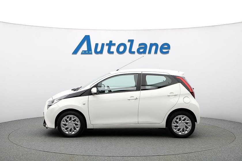 Bild 5 av Toyota Aygo 5D 1.0 X-PLAY, Apple Carplay, Låg skatt, Backkamera