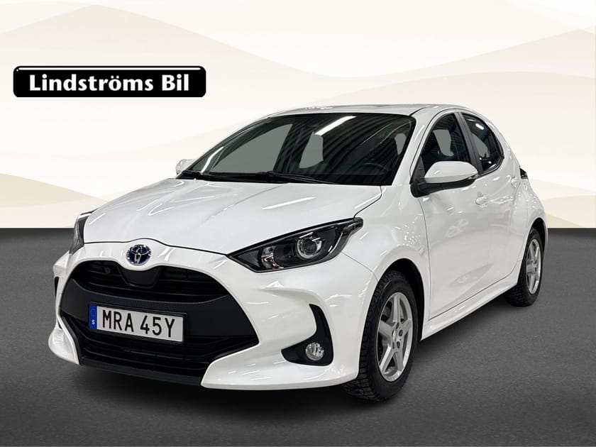 Bild 1 av Toyota Yaris Hybrid 1,5 5D Active V-Hjul Värmare
