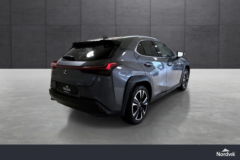 Bilde 4 av Lexus UX 250h E-Four Premium - AWD