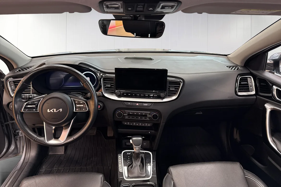 picture of a car