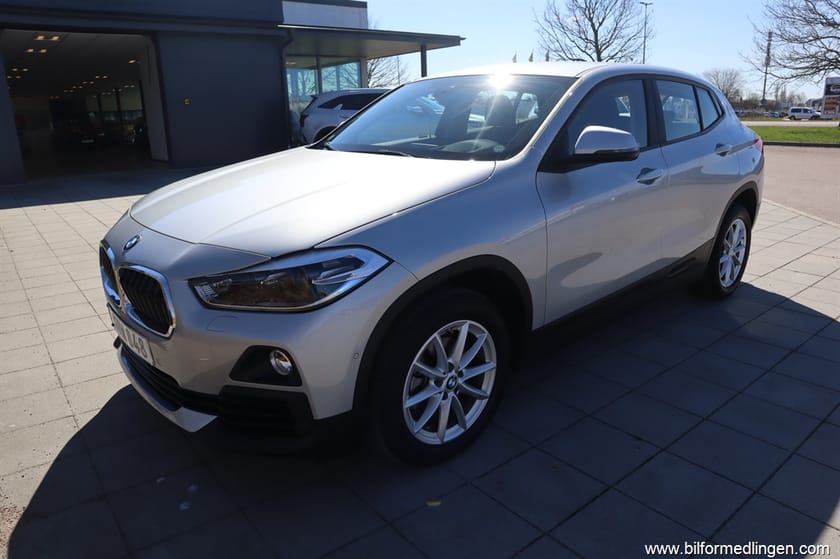 Bild 2 av BMW X2 sDrive18i 140hk Aut Svensksåld Lågmil! Navi