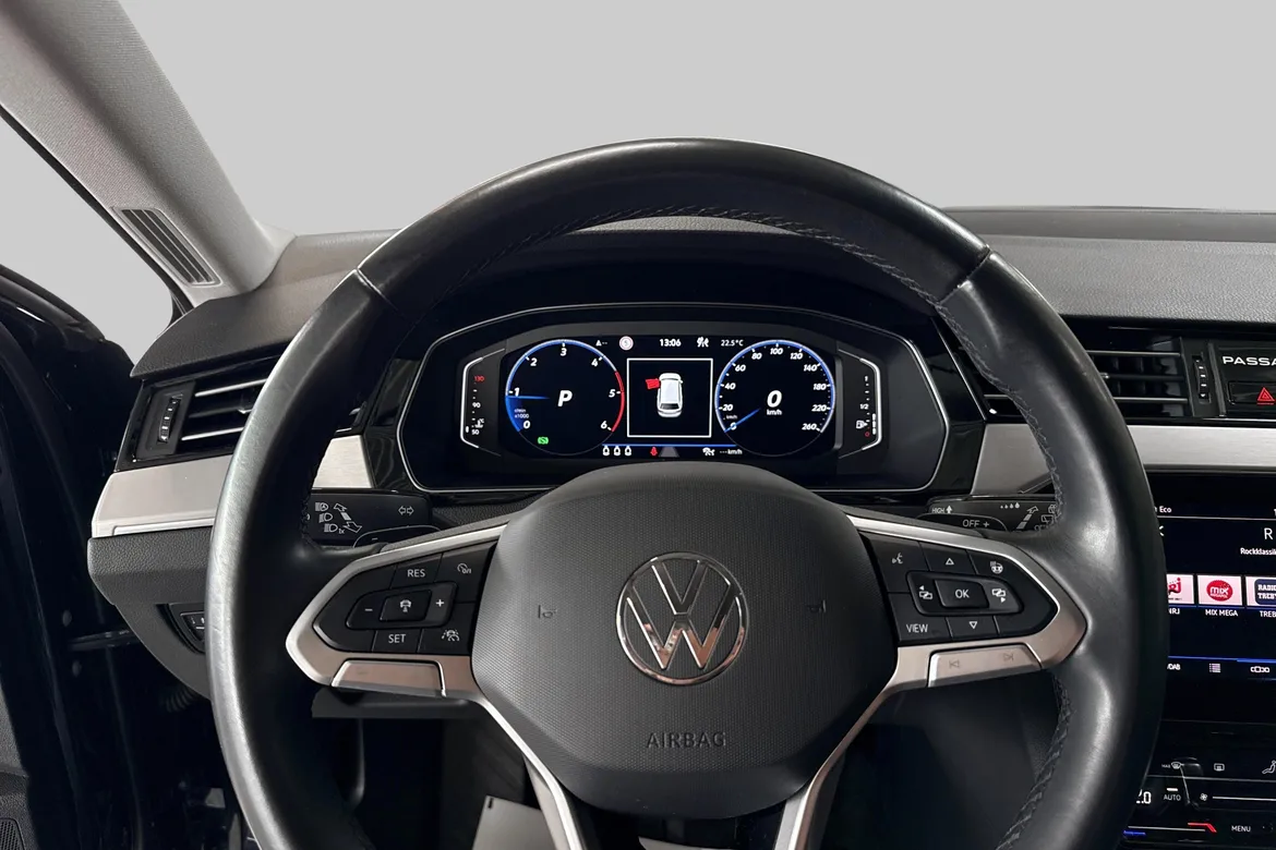 picture of a car