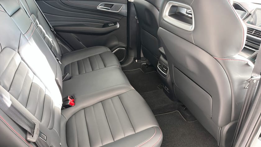 Bild 5 av MG EHS PHEV LUXURY