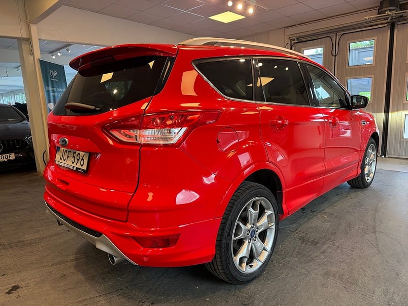 Bild 4 av Ford Kuga 2.0 TDCi AWD Powershift Titanium X Drag 150hk