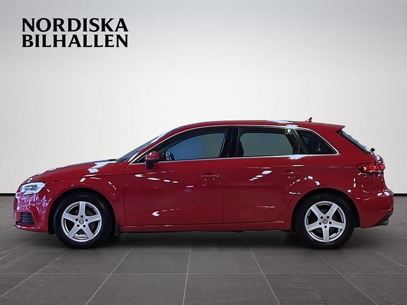 Bild 4 av Audi A3 Sportback 1.5 TFSI COD Proline Nyservad Backkamera