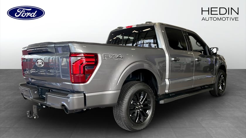 Bild 2 av Ford F-150 SuperCrew Lariat Black Edition V8 V-Hjul & Flaklock ingår