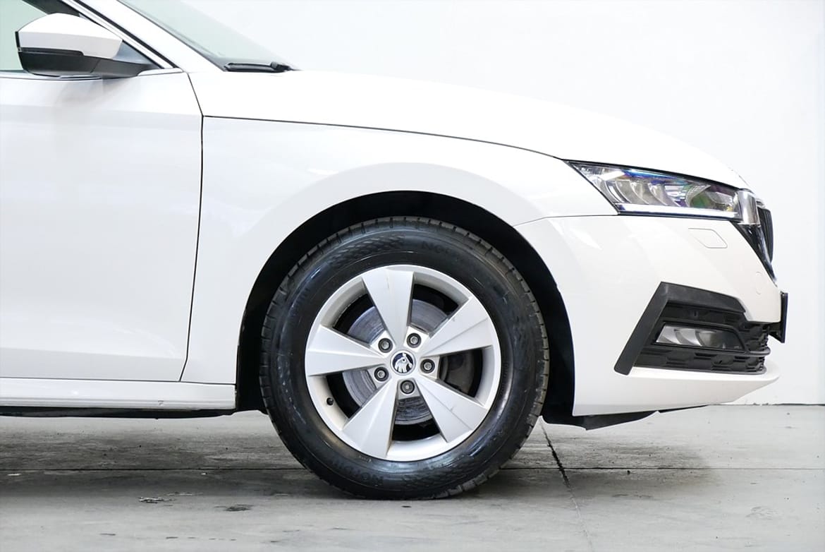 Škoda Octavia Kombi 2.0 TDI DSG Sekventiell, 116hk, 2023