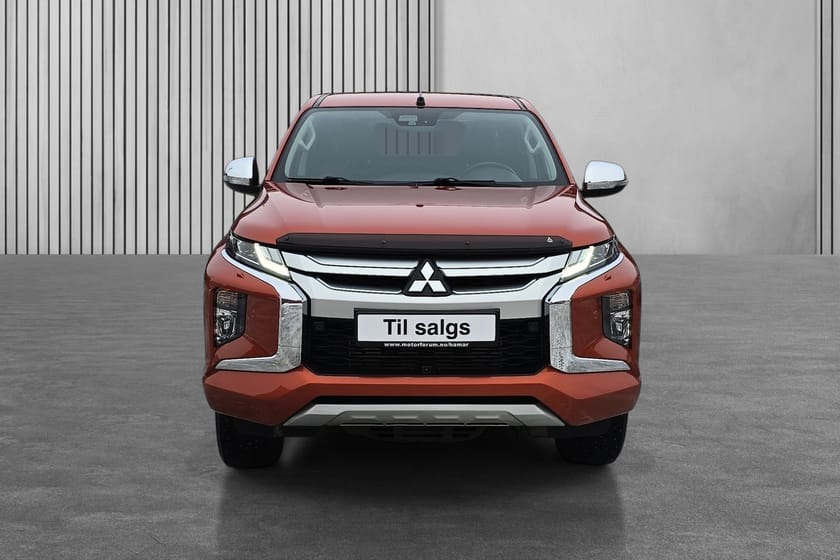 Bilde 2 av Mitsubishi L200 Dobbelcab Double Cab | Instyle+ 2.3-150 DI-D AT | Hengerfeste