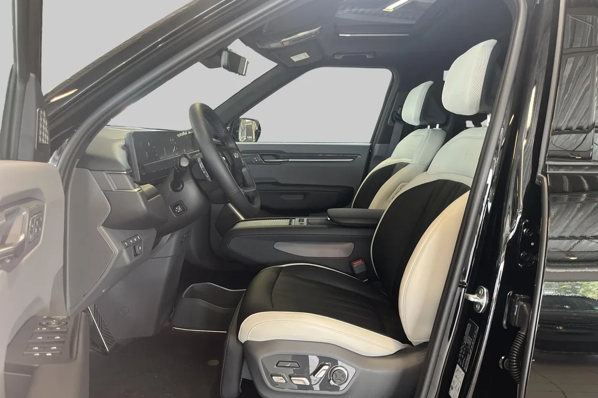 picture of a car