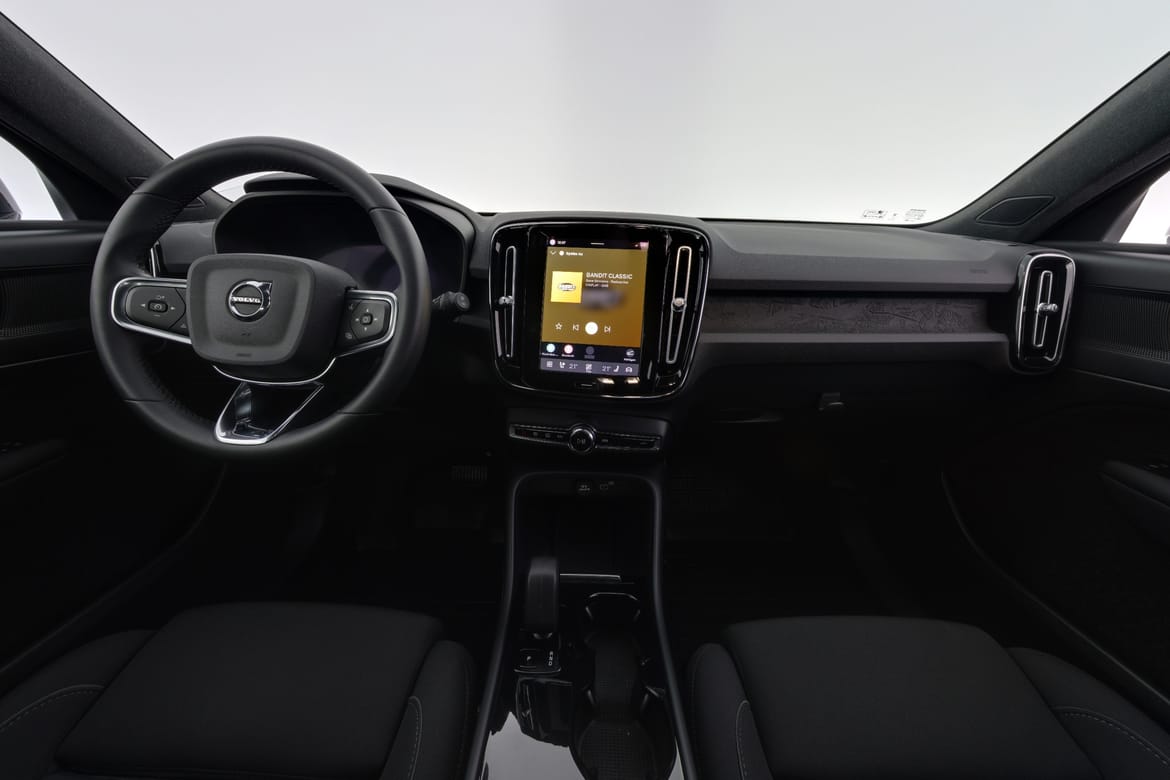 Volvo XC40 2023 - miniatyr 8