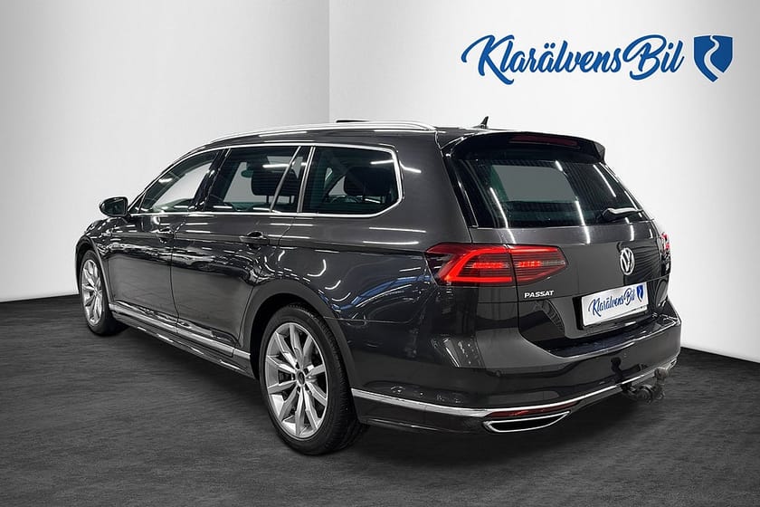 Bild 3 av Volkswagen Passat Sportscombi 2.0 TDI 4M R-Line GTS (240hk) Pano Cockpit