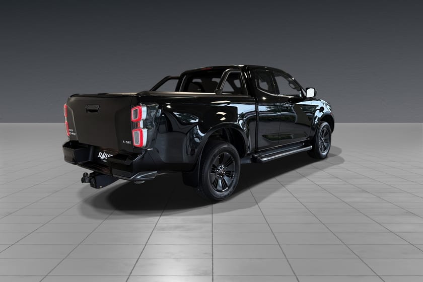 Bilde 5 av Isuzu D-Max Space Cab PREMIUM/KROK/DEFA/SKINN/KAMERA/S+V-HJUL