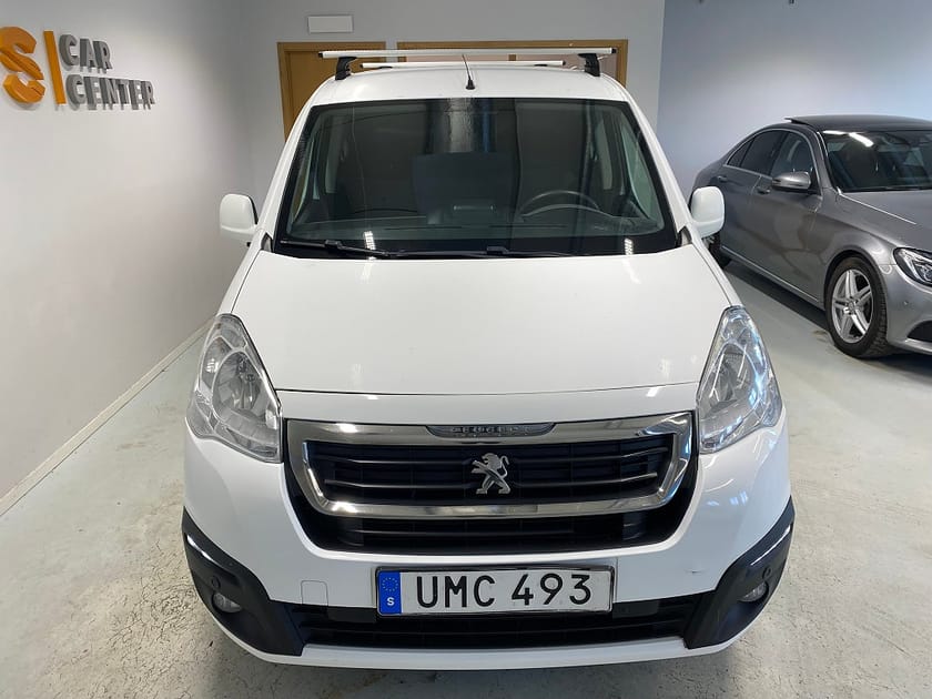 Bild 2 av Peugeot Partner Skåpbil 1.6 BlueHDi Euro 6 Drag ny kamrem Nybes