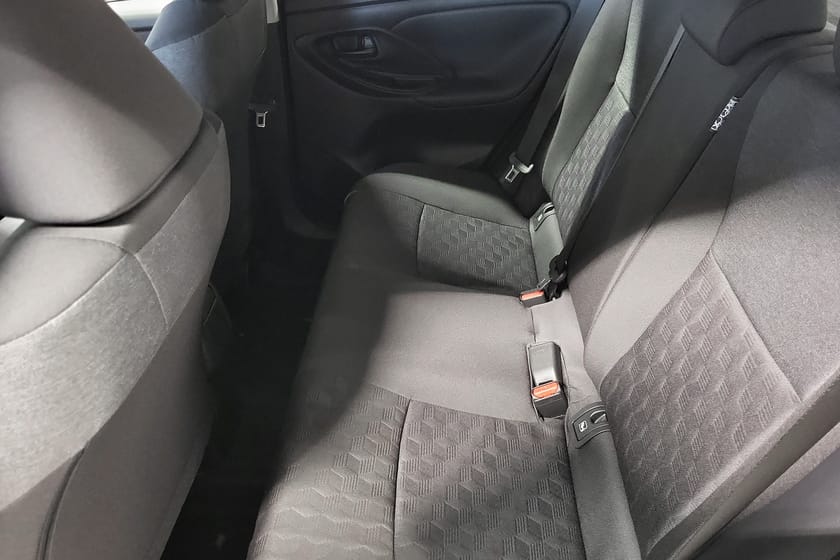 Bild 5 av Toyota Yaris Hybrid 115 1,5 Active Plus Säkerhetspaket