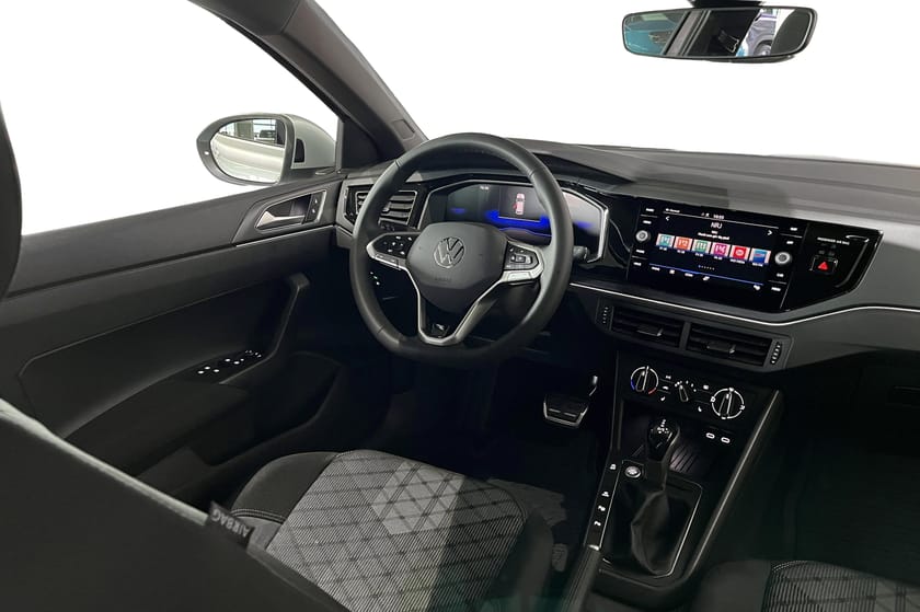 Bild 4 av Volkswagen Taigo R-Line TSI 115hk Edition  PRIVATLEASING