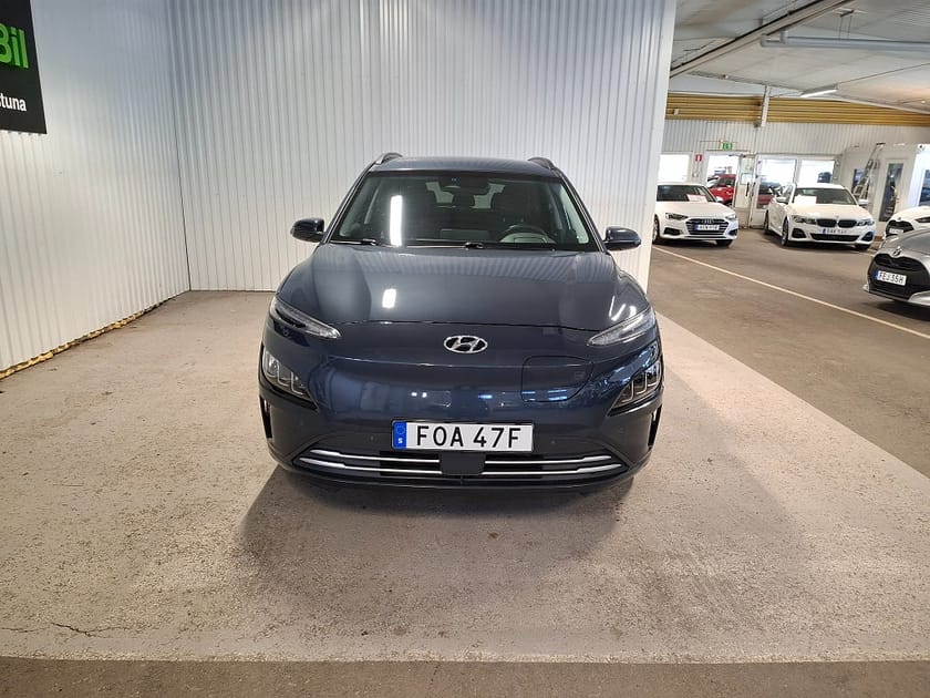 Bild 3 av Hyundai Kona Electric 64 kWh 204 hk Adv Kamera Navi Skinn HUD Adaptiv Farth