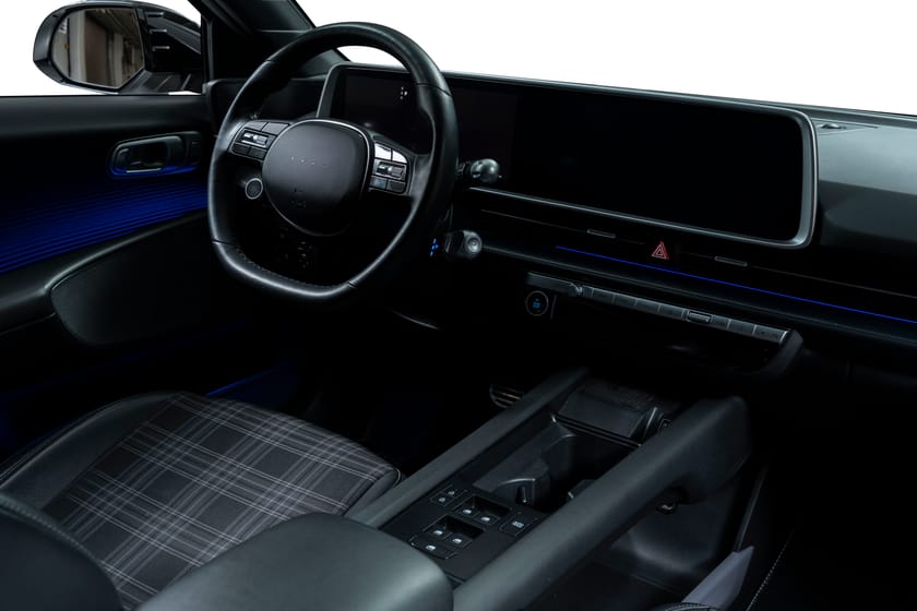 Bilde 3 av Hyundai Ioniq 6 325 hk First Edition BRUKTBILKAMPANJE AWD | Fullpakke