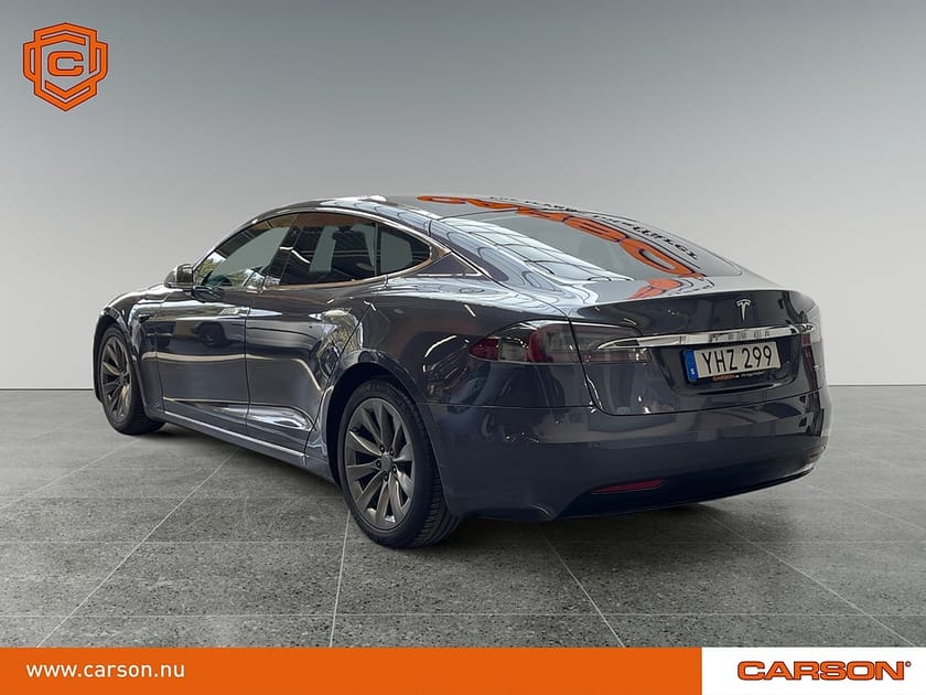 Bild 4 av Tesla Model S 90D AP Pano Luftfjädring Backkamera