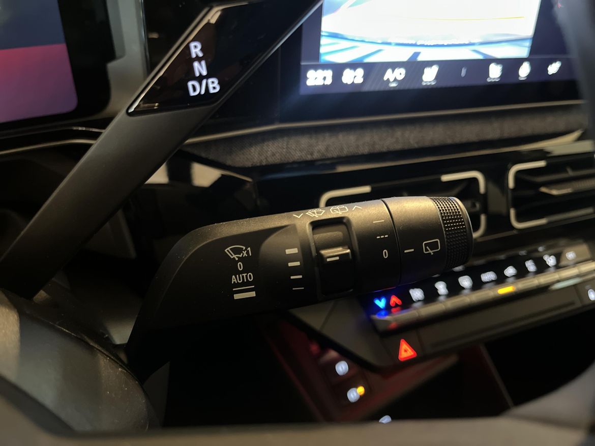 Renault 5 E-Tech 2025 - miniatyr 24