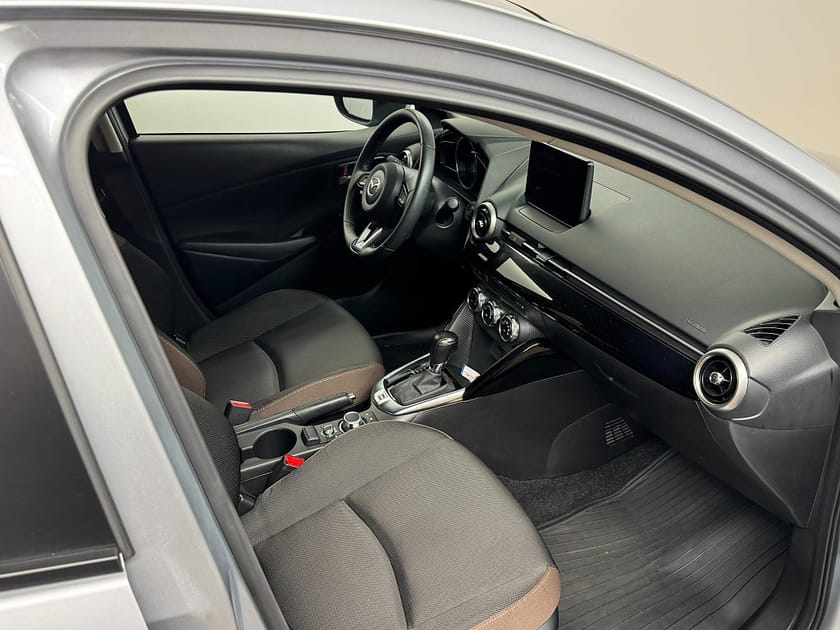 Bild 5 av Mazda 2 1.5 90hk Automat, Carplay endast 1694 mil