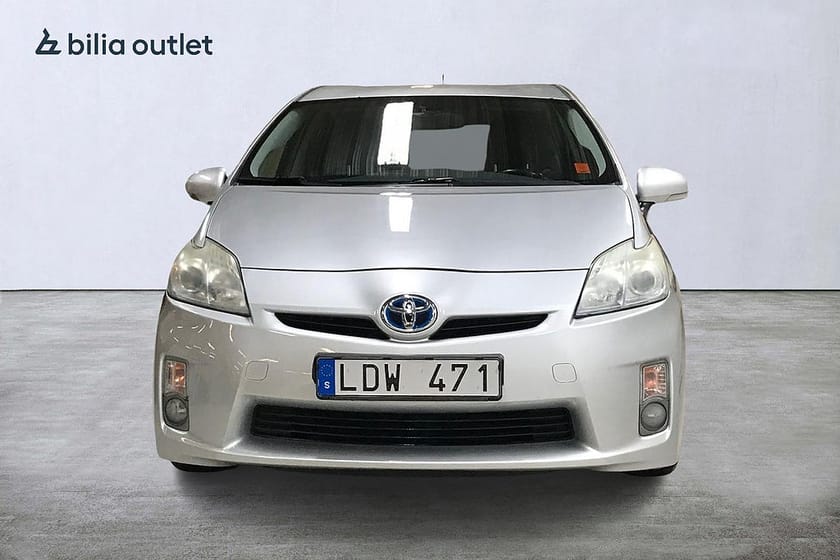 Bild 3 av Toyota Prius Hybrid CVT 1.8 136hk Nybesiktigad Låg Skatt