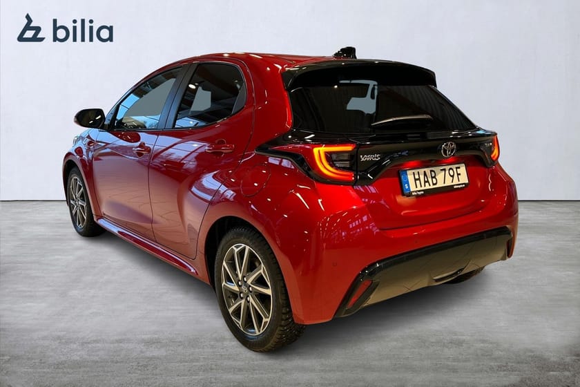 Bild 2 av Toyota Yaris Hybrid 130 1,5 5D - STYLE / VINTERHJUL