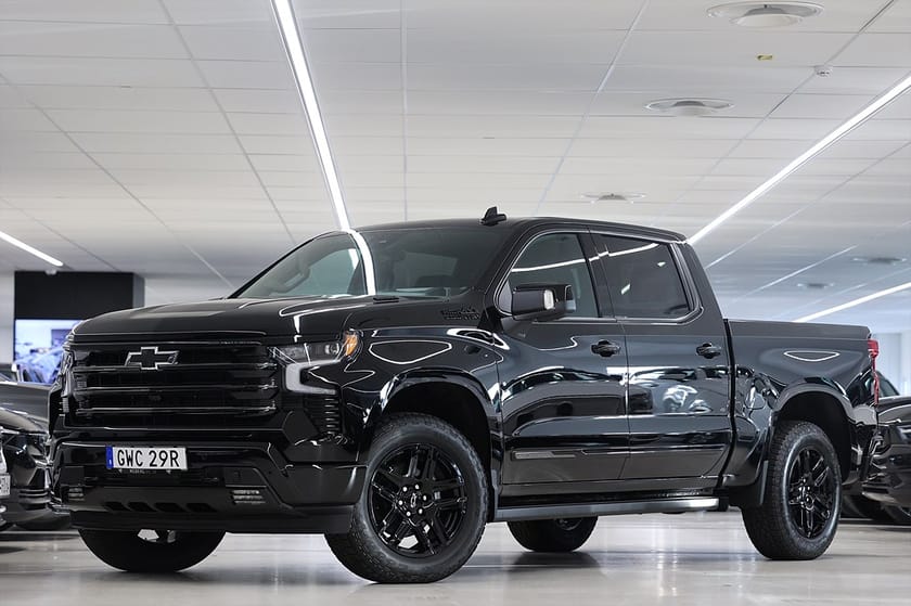 Bild 4 av Chevrolet Silverado 1500 Crew Cab High Country Midnight EDT PRISSÄNKT 50 000kr!